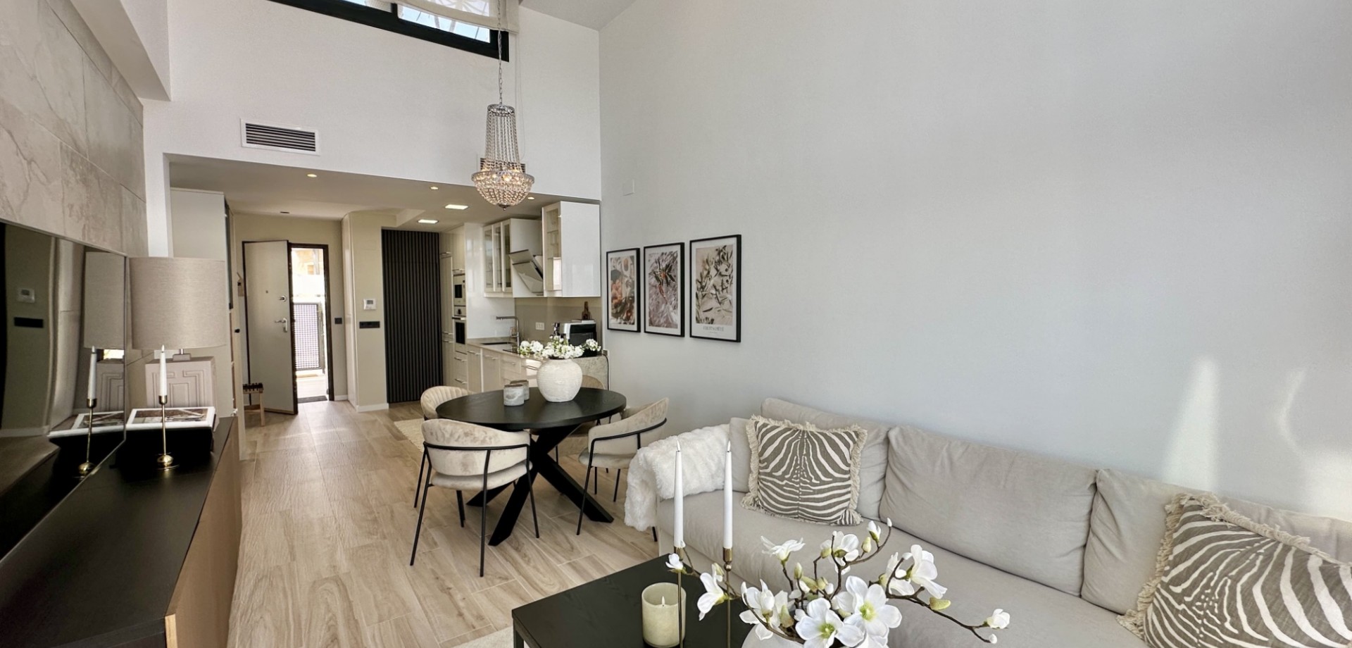 For sale - 3 Bedroom 3 Bathroom Detached Villa in Lomas de Cabo Roig  - Lomas de Cabo Roig  - Alicante