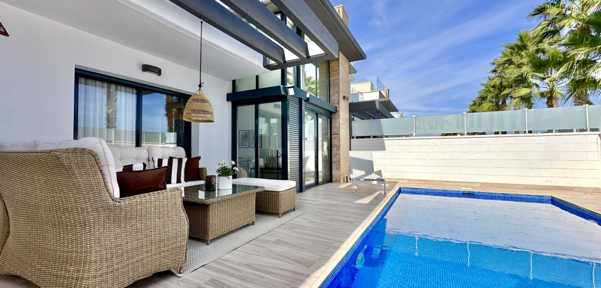 For sale - 3 Bedroom 3 Bathroom Detached Villa in Lomas de Cabo Roig  - Lomas de Cabo Roig  - Alicante