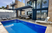 21-18078/72435, 3 Bedroom 3 Bathroom Detached Villa in Lomas de Cabo Roig 
