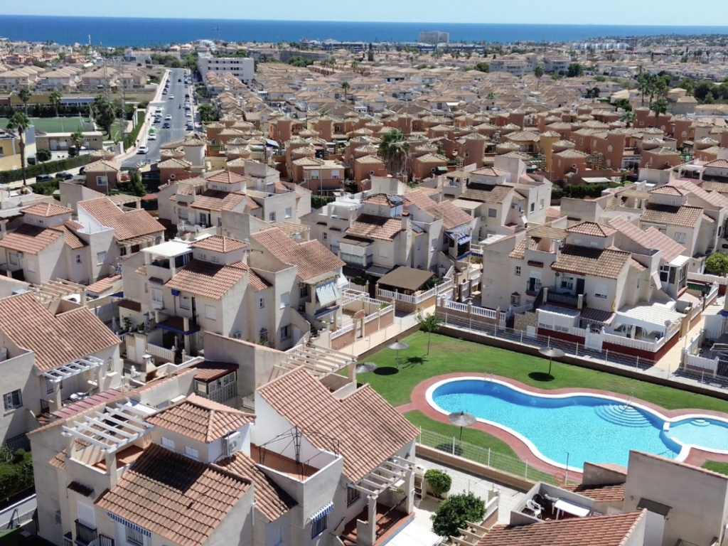 2 Bedroom 1 Bathroom Apartment in Orihuela Costa