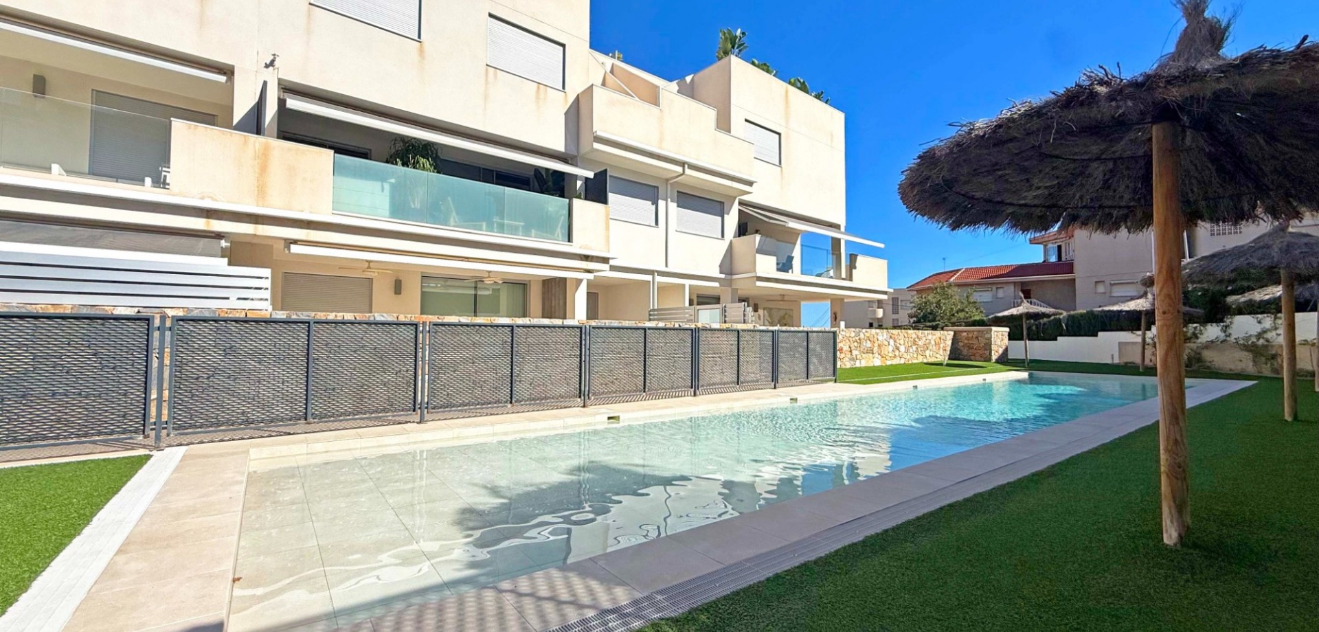 For sale - 3 Bedroom 2 Bathroom Apartment in Cabo de Palos - Cabo de Palos  - Murcia