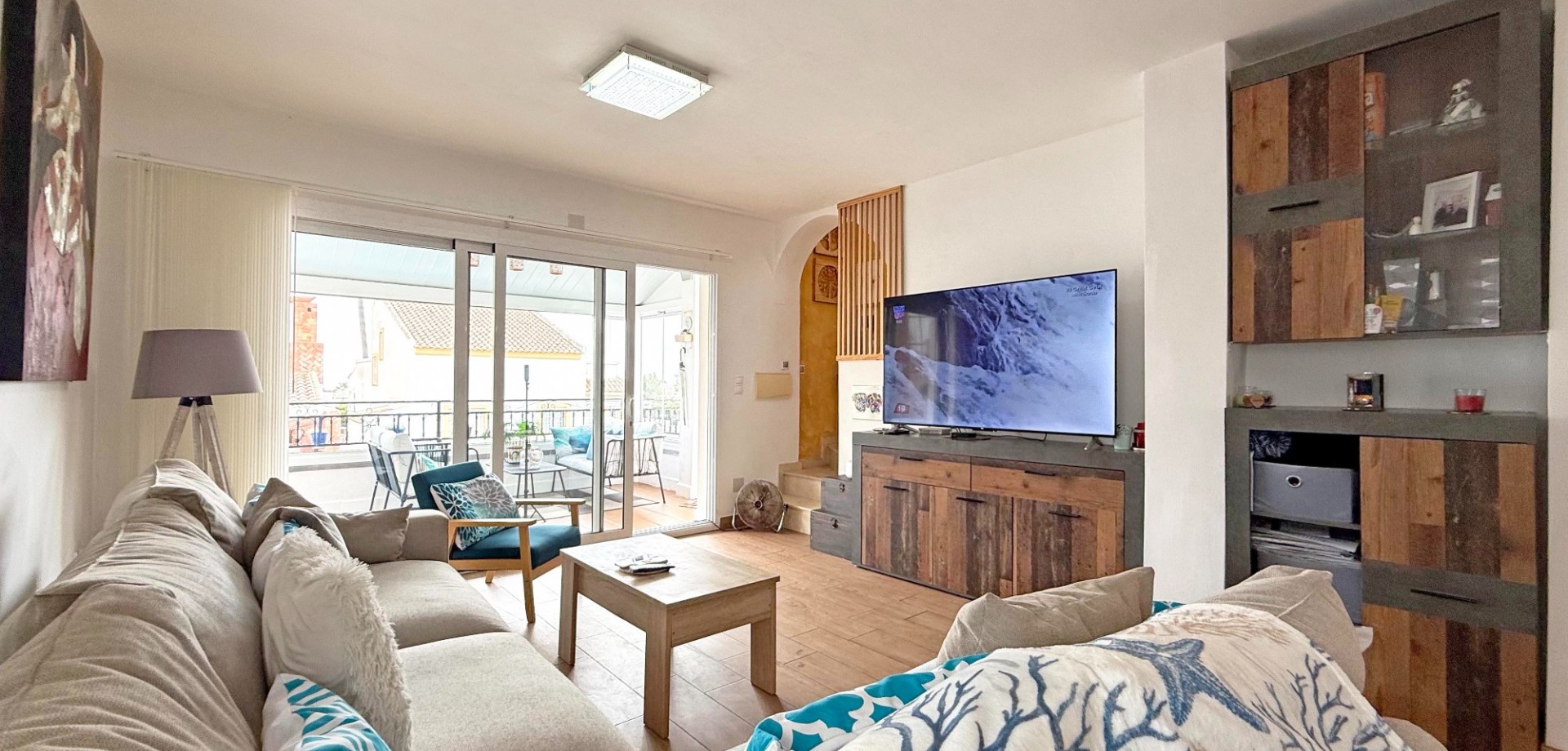 For sale - 2 Bedroom 3 Bathroom Detached Villa in Villamartin - Villamartín  - Alicante