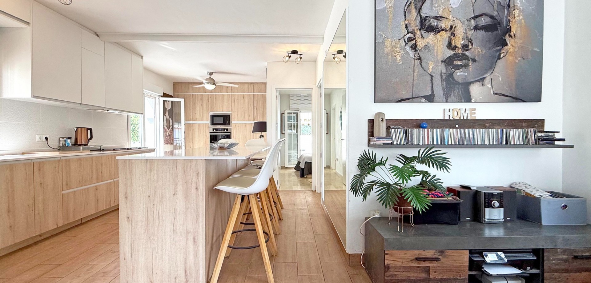 For sale - 2 Bedroom 3 Bathroom Detached Villa in Villamartin - Villamartín  - Alicante