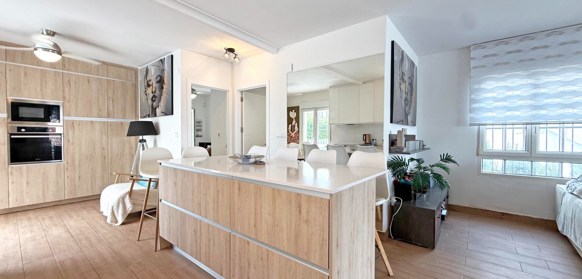 For sale - 2 Bedroom 3 Bathroom Detached Villa in Villamartin - Villamartín  - Alicante