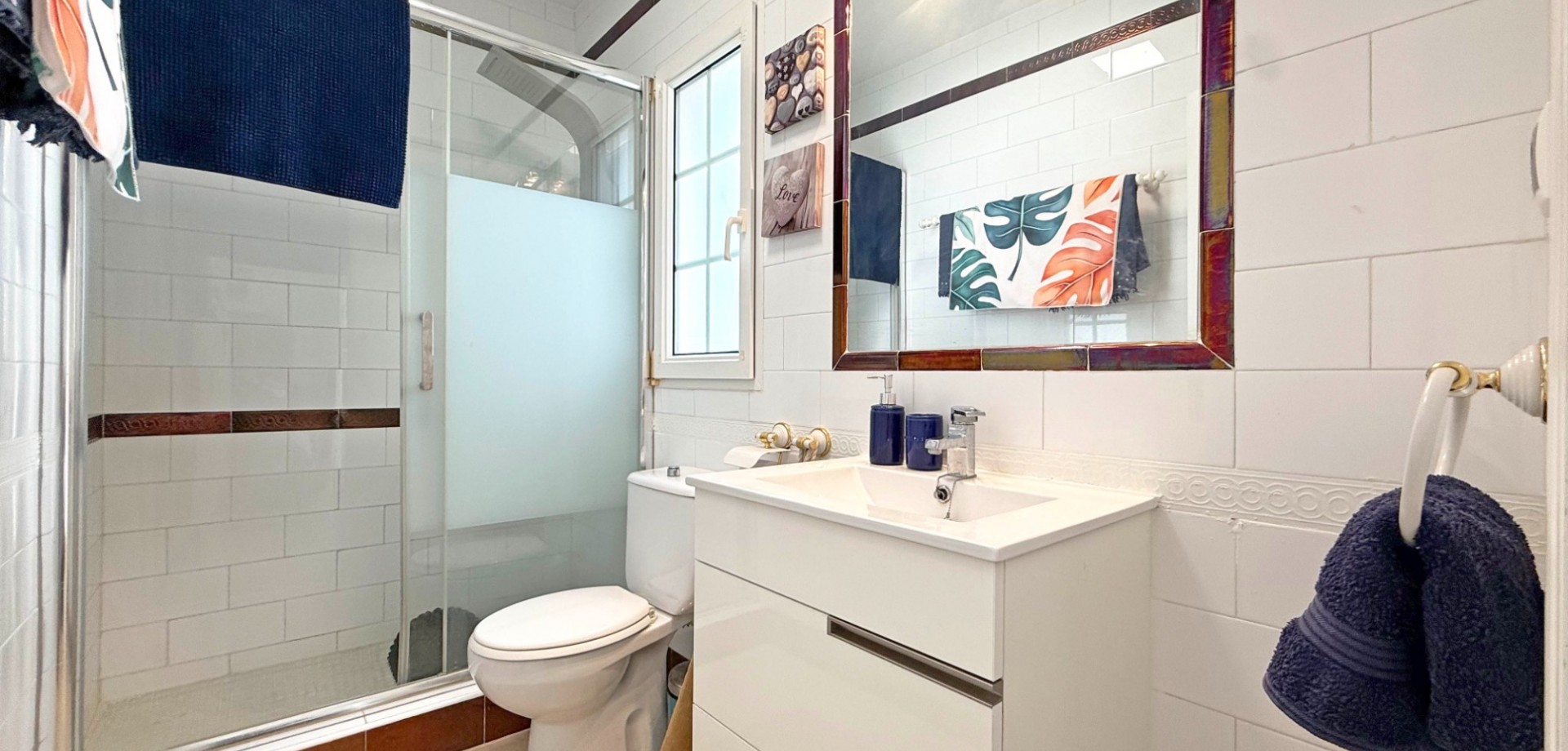 For sale - 2 Bedroom 3 Bathroom Detached Villa in Villamartin - Villamartín  - Alicante