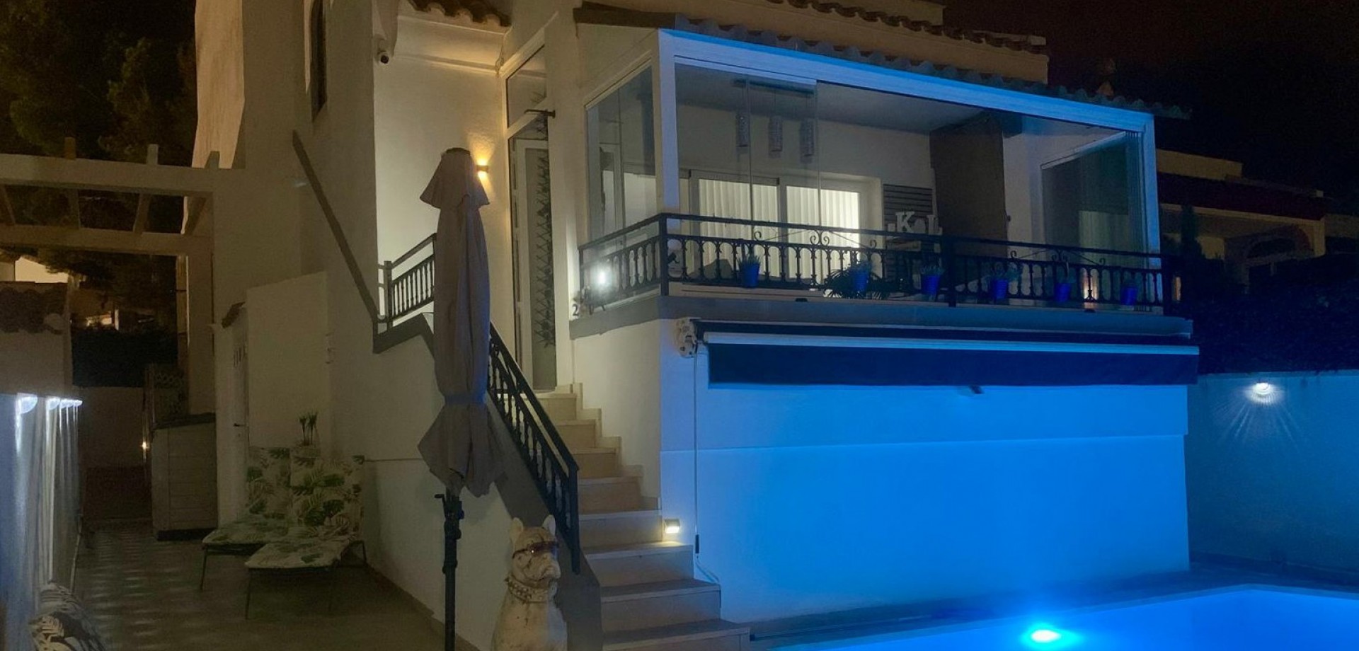 For sale - 2 Bedroom 3 Bathroom Detached Villa in Villamartin - Villamartín  - Alicante