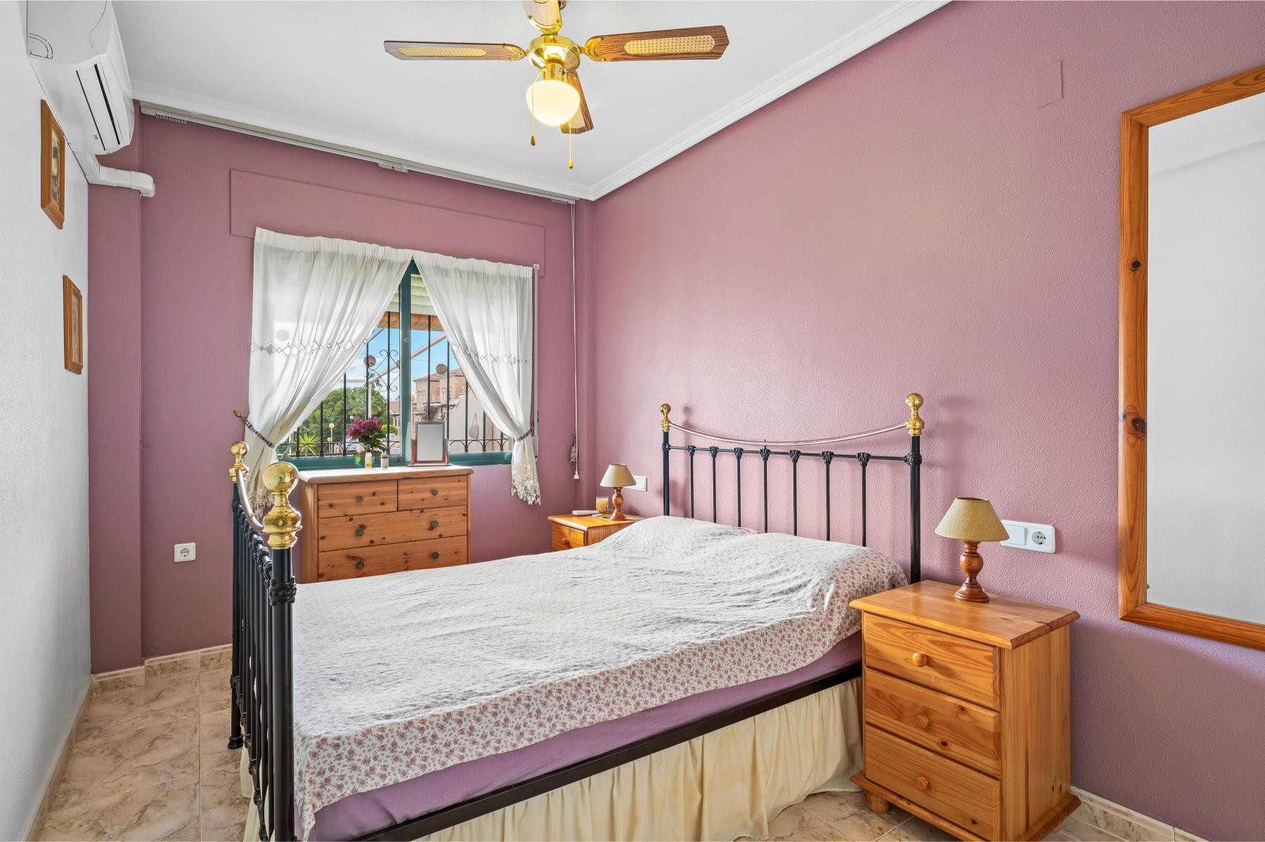 For sale - 3 Bedroom 2 Bathroom Townhouse in Orihuela Costa - La Zenia  - Alicante