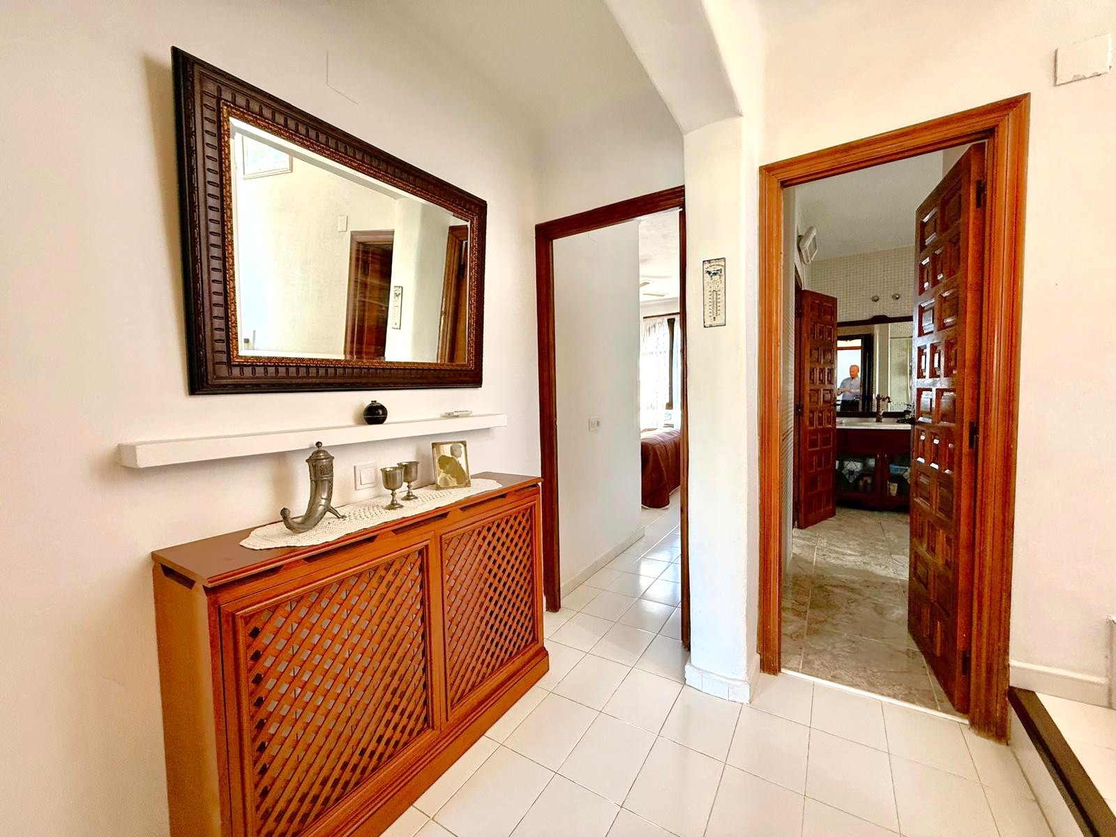 For sale - 3 Bedroom 3 Bathroom Villa in Villamartín - Villamartin  - Alicante