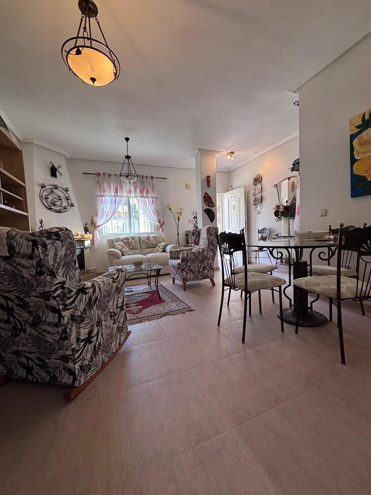 Sold - 2 Bedroom 2 Bathroom House - Townhouse in Orihuela - Orihuela Costa  - Alicante