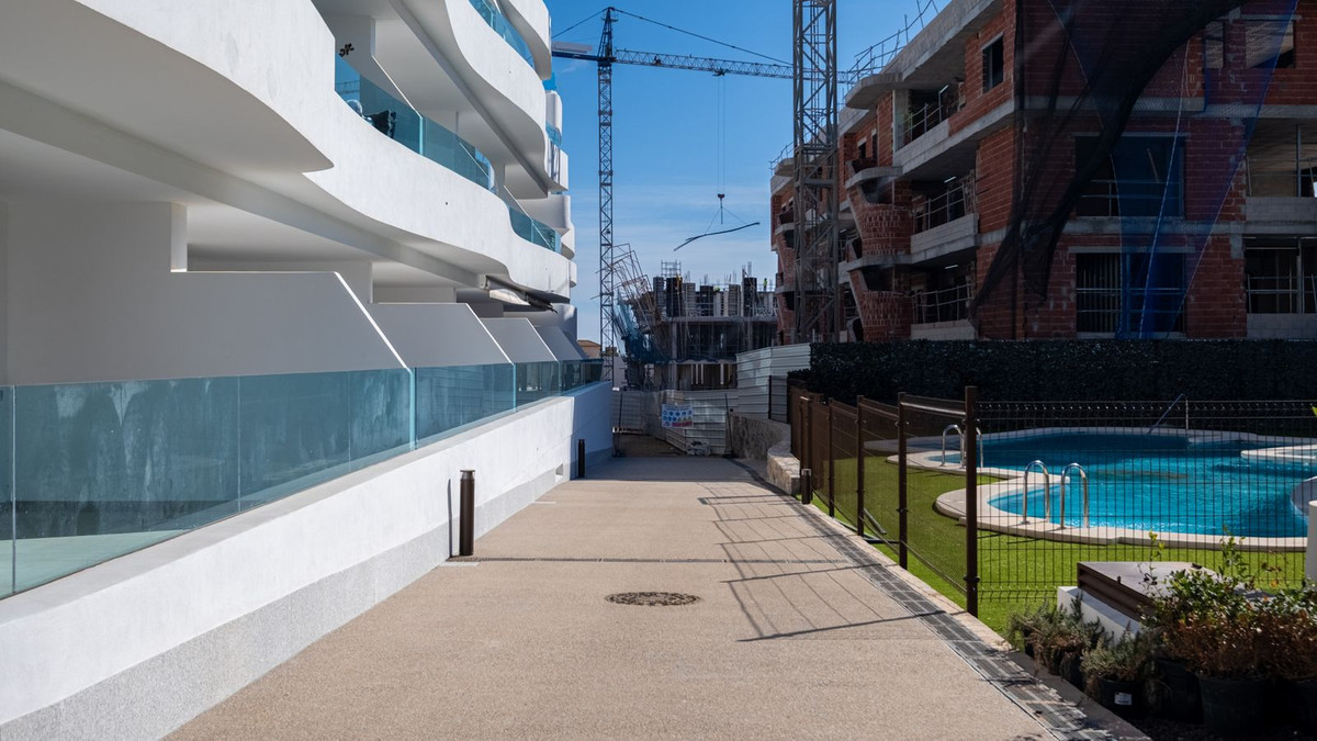 For sale - 2 Bedroom 2 Bathroom Apartment - Middle Floor Apartment in Orihuela - Playa Flamenca  - Alicante