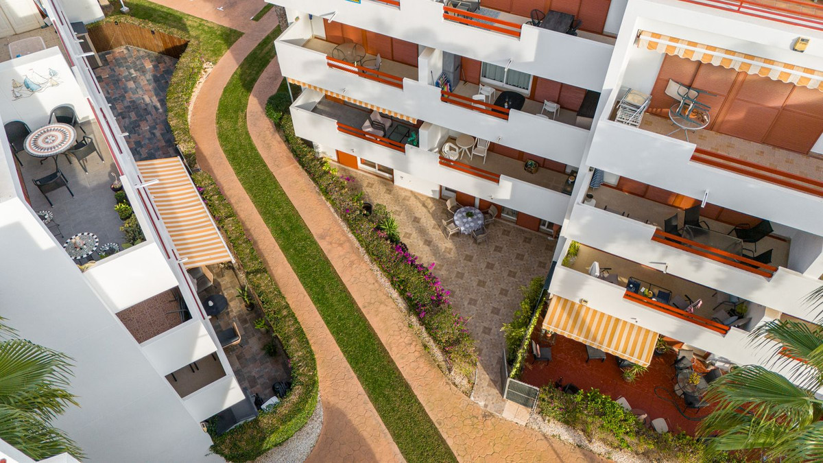 For sale - 3 Bedroom 2 Bathroom Apartment - Ground Floor Apartment in Orihuela - Playa Flamenca  - Alicante