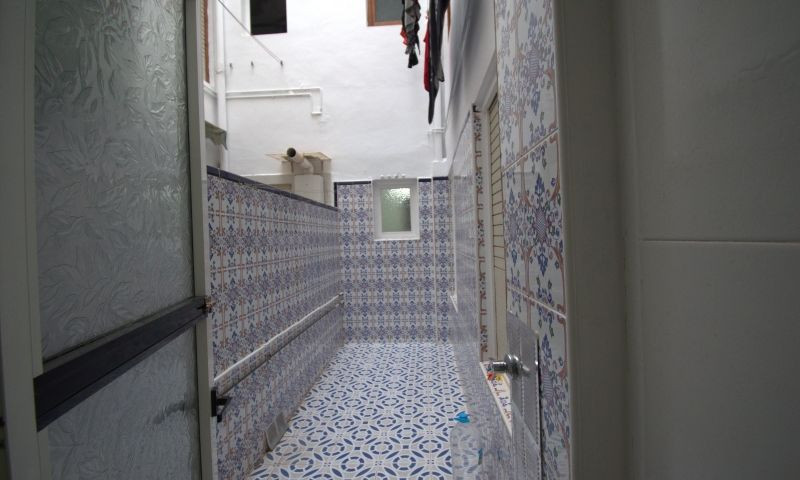 For sale - 3 Bedroom 1 Bathroom Apartment - Middle Floor Apartment in Torrevieja - Torrevieja Centro  - Alicante