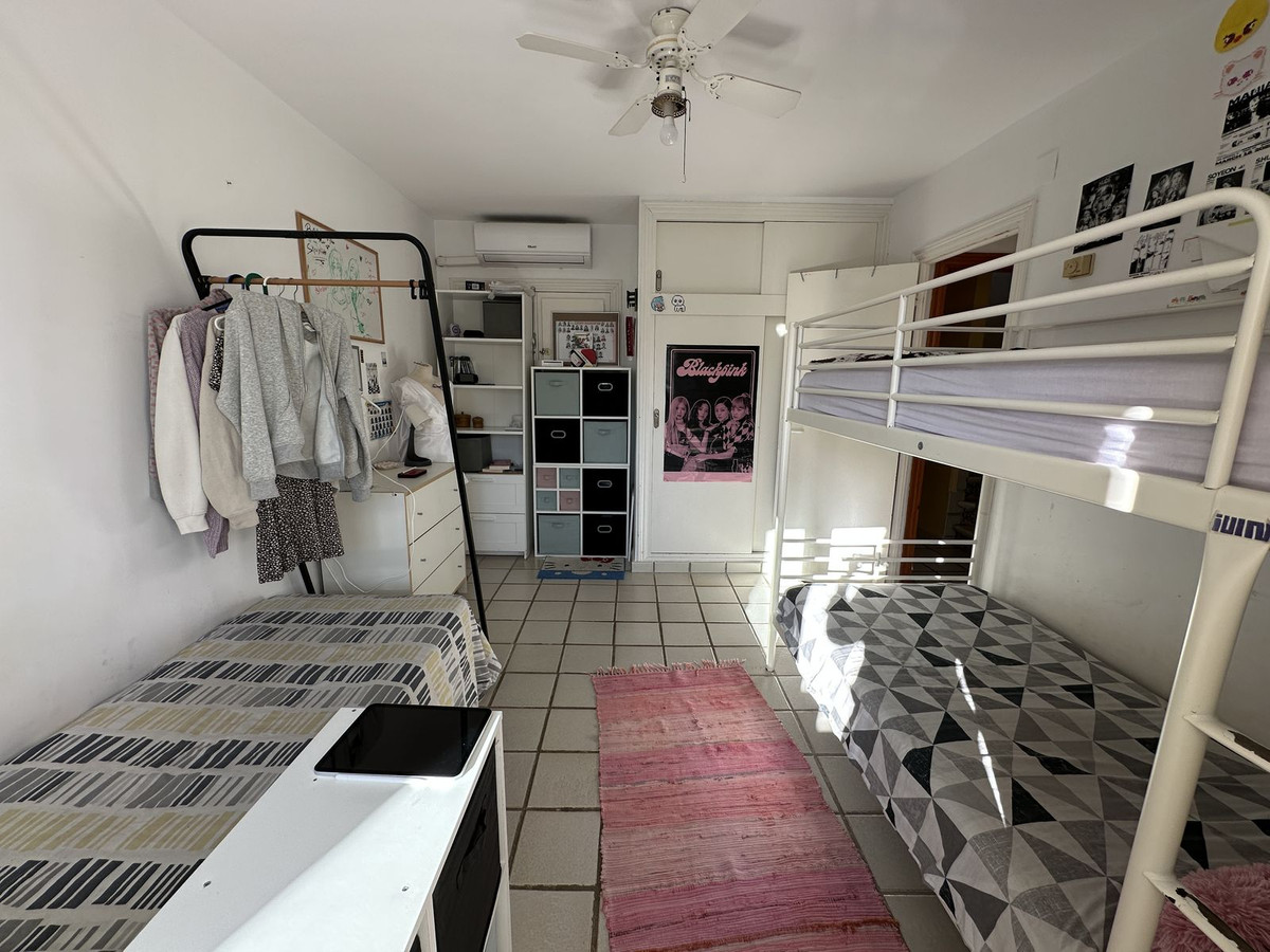 For sale - 4 Bedroom 4 Bathroom House - Townhouse in Orihuela - Orihuela Costa  - Alicante