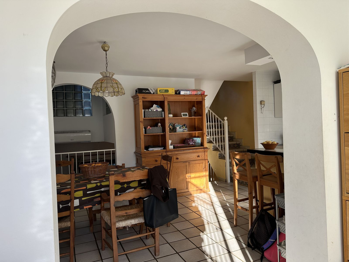 For sale - 4 Bedroom 4 Bathroom House - Townhouse in Orihuela - Orihuela Costa  - Alicante