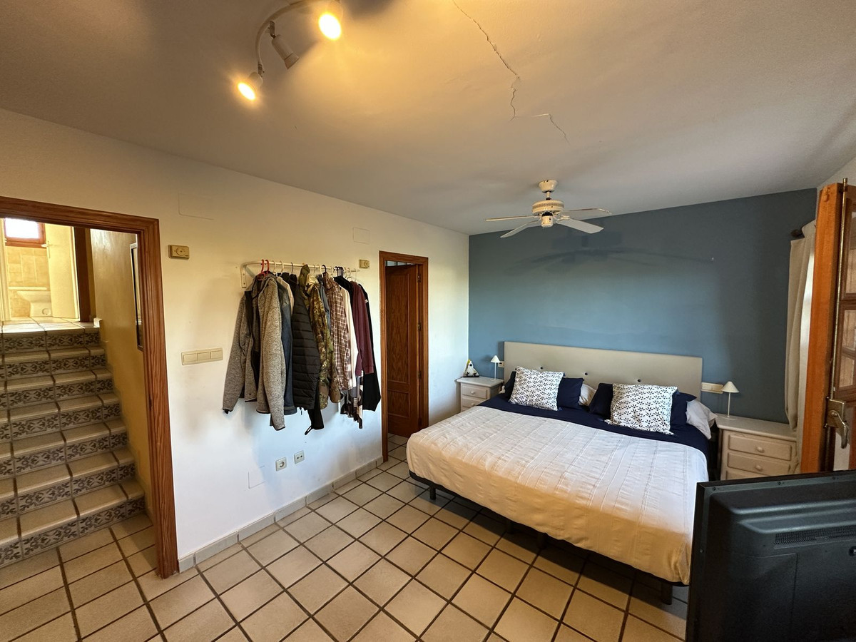 For sale - 4 Bedroom 4 Bathroom House - Townhouse in Orihuela - Orihuela Costa  - Alicante