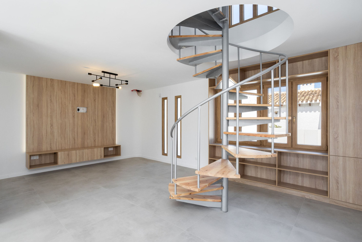 For sale - 3 Bedroom 3 Bathroom House - Detached Villa in Orihuela - Cabo Roig  - Alicante