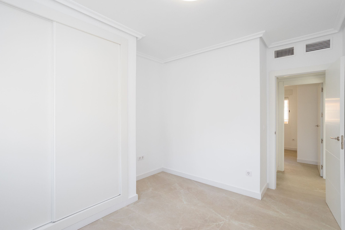 For sale - 2 Bedroom 1 Bathroom Apartment in Torre de la Horadada  - Torre de la Horadada  - Alicante