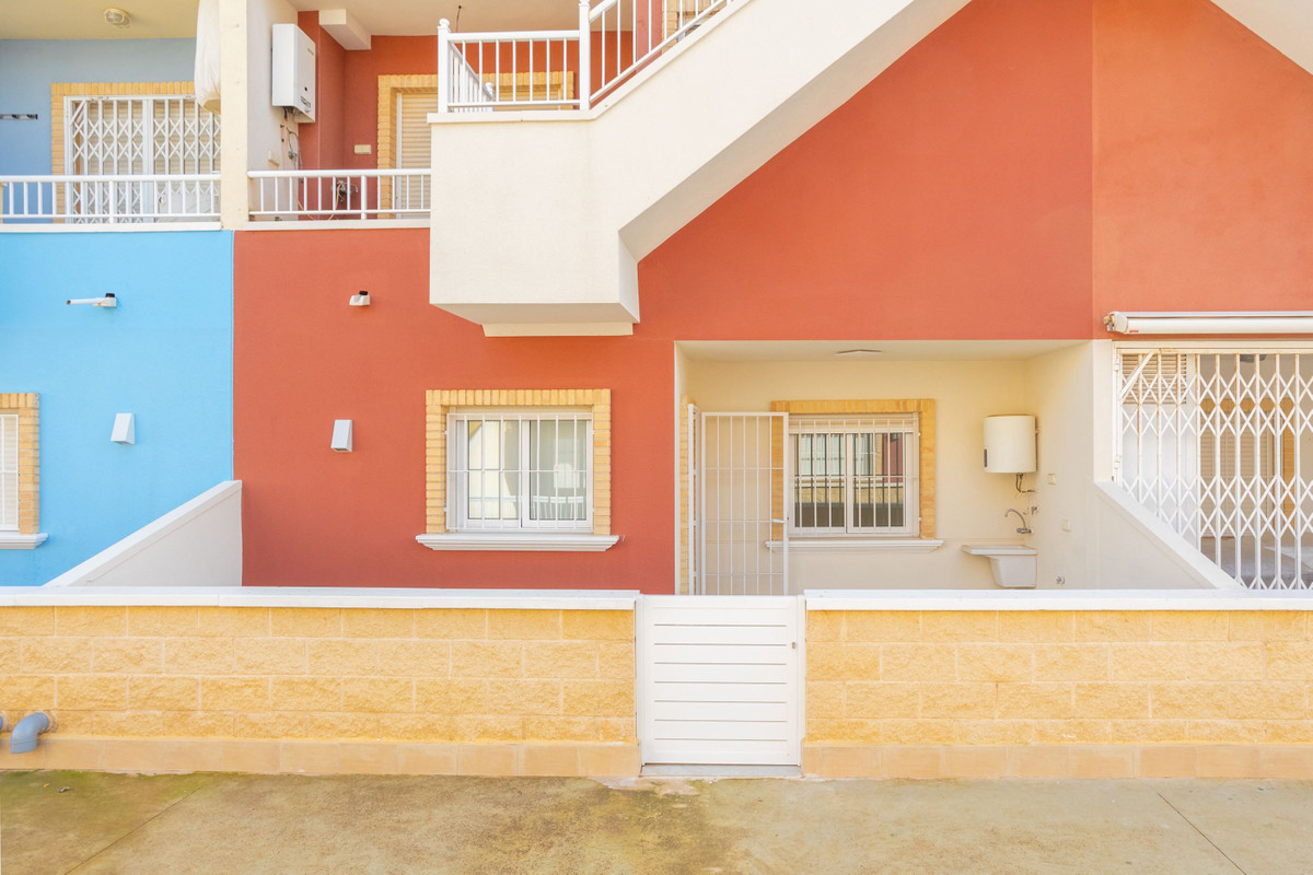 For sale - 2 Bedroom 1 Bathroom Apartment in Torre de la Horadada  - Torre de la Horadada  - Alicante