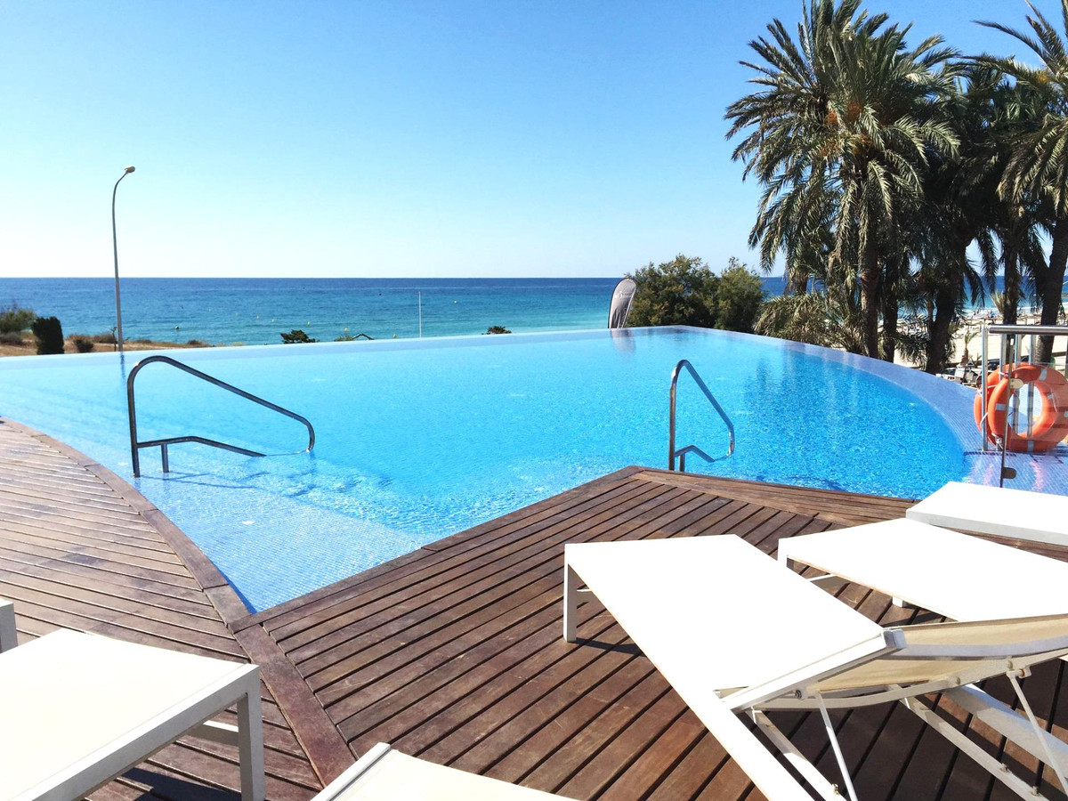 For sale - 3 Bedroom 2 Bathroom House - Detached Villa in Orihuela - Las Colinas Golf  - Alicante