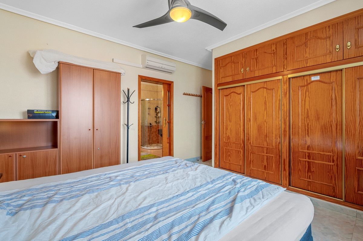 For sale - 3 Bedroom 3 Bathroom Detached Villa in Ciudad Quesada  - Ciudad Quesada  - Alicante