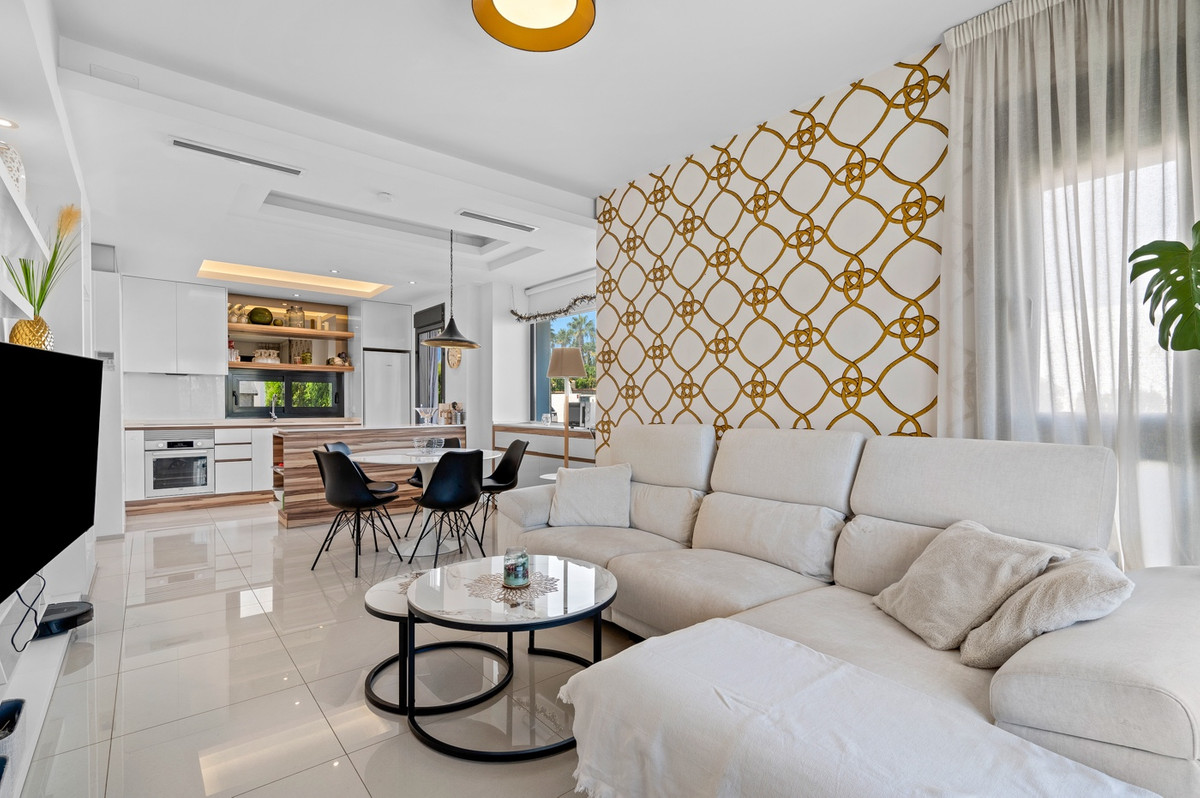 For sale - 3 Bedroom 2 Bathroom House - Townhouse in Rojales - Rojales Centro  - Alicante