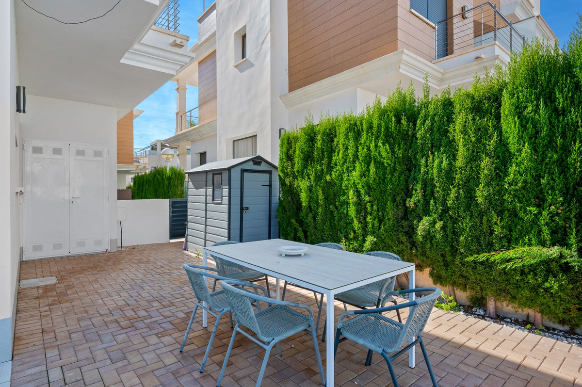 For sale - 3 Bedroom 2 Bathroom House - Townhouse in Rojales - Rojales Centro  - Alicante