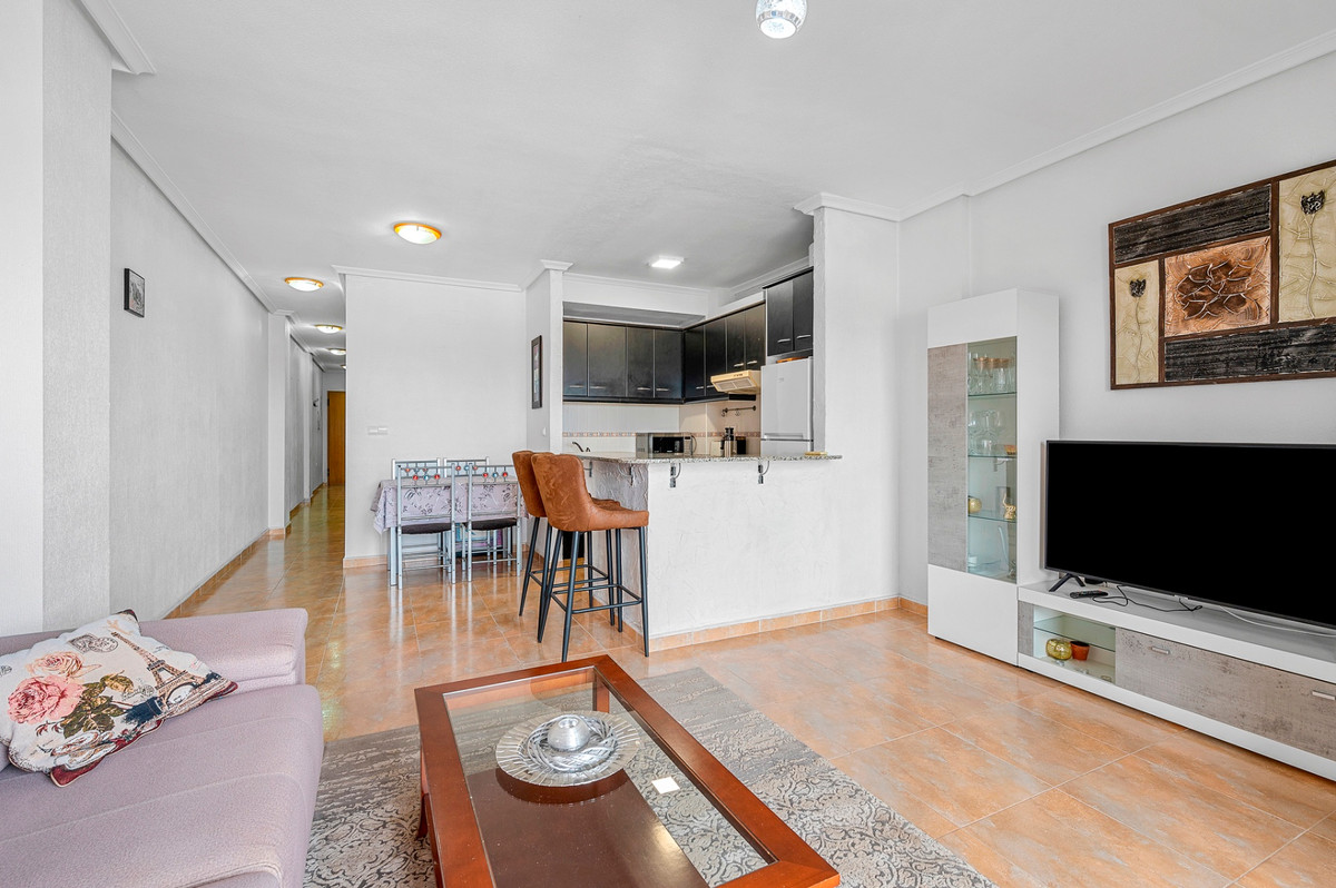 For sale - 2 Bedroom 1 Bathroom Apartment - Penthouse in Almoradi - Almoradi Centro  - Alicante