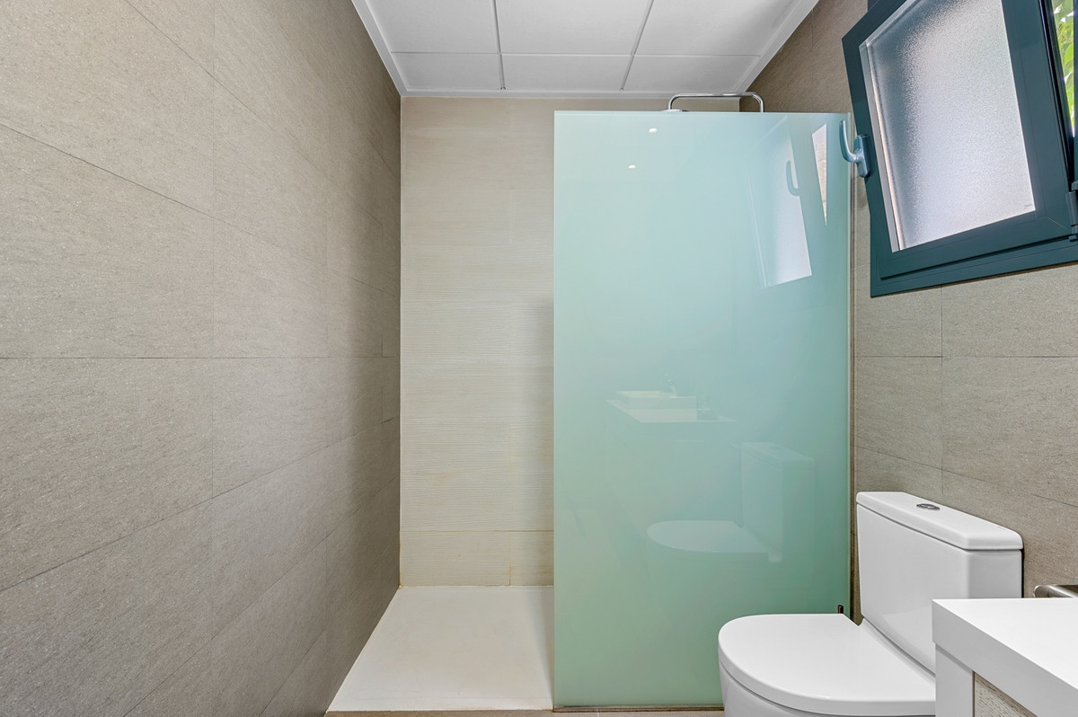 For sale - 3 Bedroom 2 Bathroom House - Detached Villa in Rojales - Rojales Centro  - Alicante