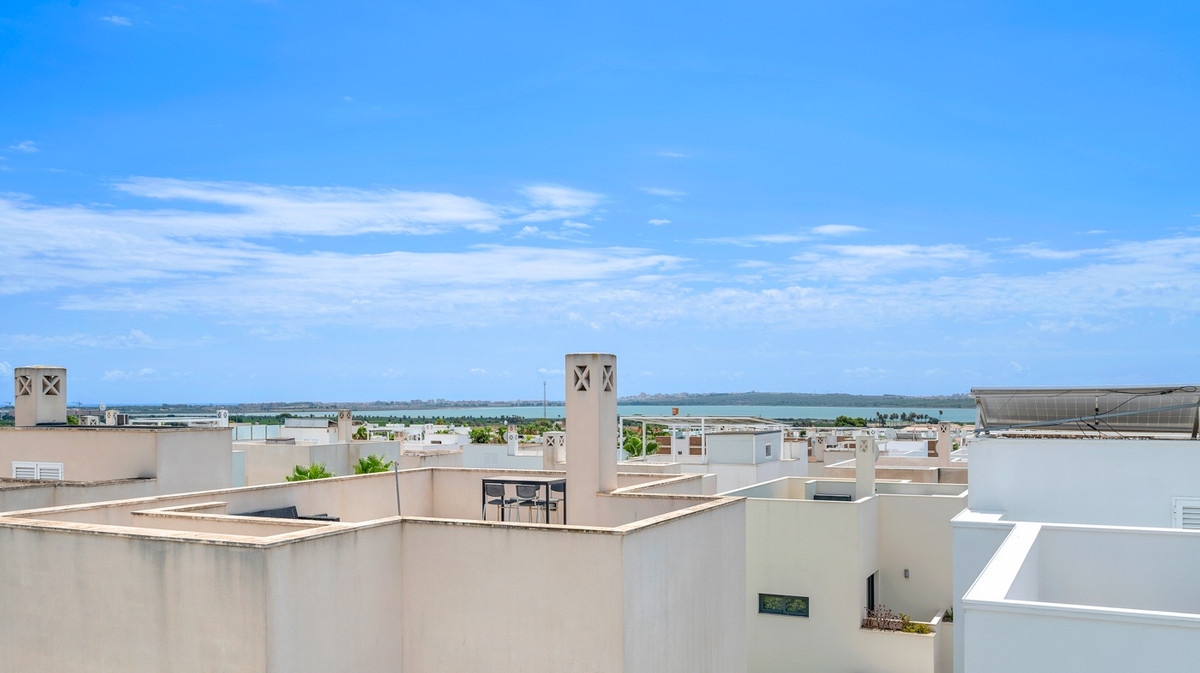 For sale - 3 Bedroom 2 Bathroom House - Detached Villa in Rojales - Rojales Centro  - Alicante