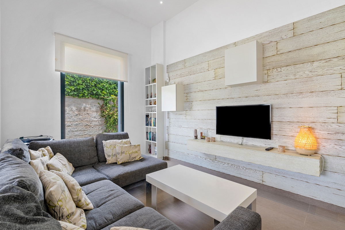 For sale - 3 Bedroom 2 Bathroom House - Detached Villa in Rojales - Rojales Centro  - Alicante