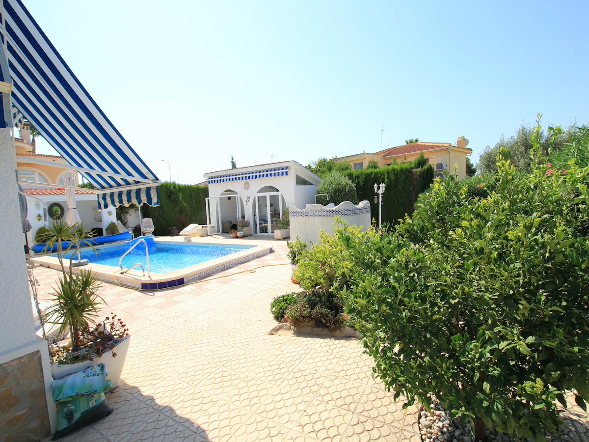 Sold - 3 Bedroom 3 Bathroom Detached Villa in Ciudad Quesada - Ciudad Quesada  - Alicante