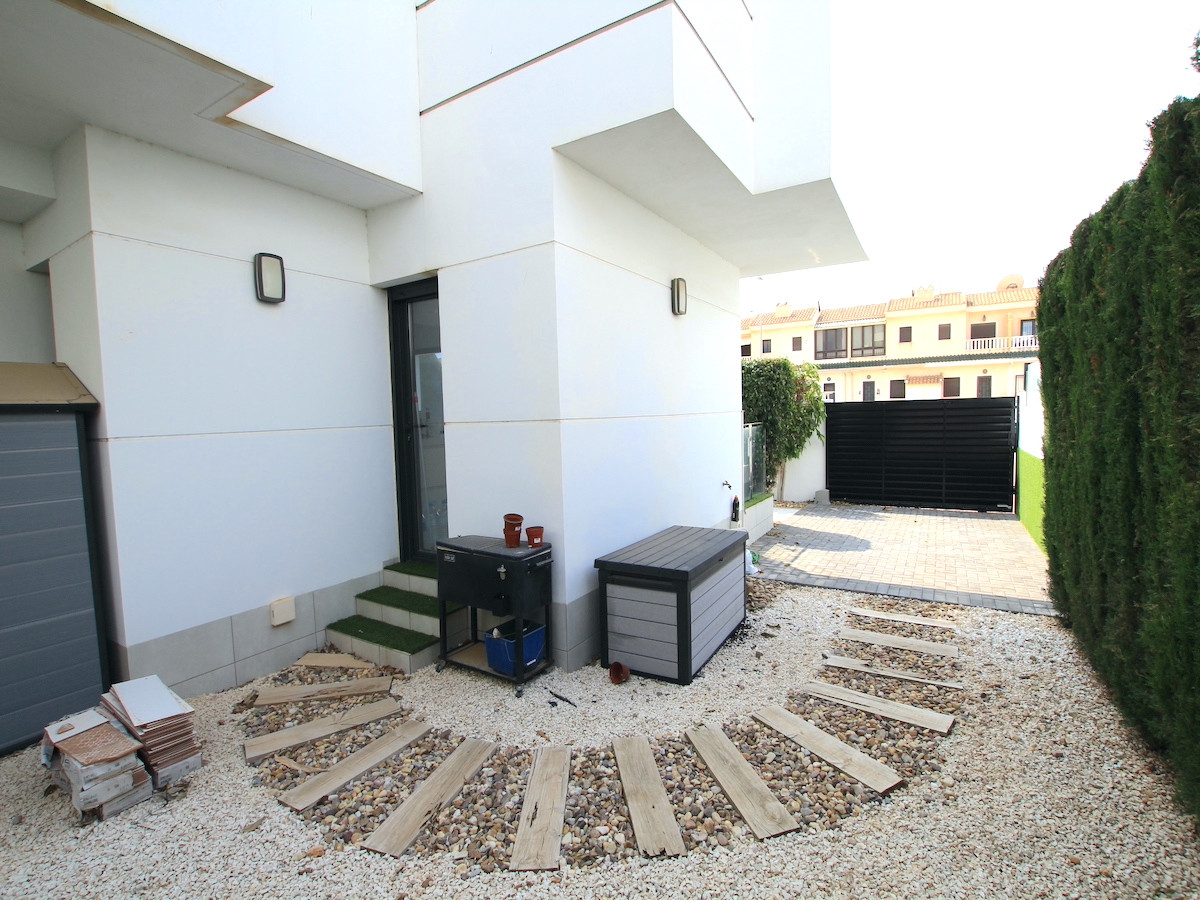 For sale - 4 Bedroom 4 Bathroom House - Detached Villa in Ciudad Quesada - Ciudad Quesada  - Alicante