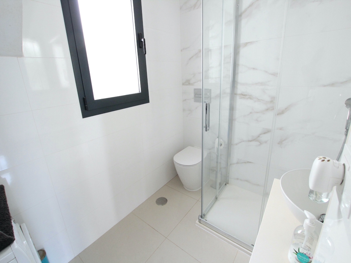 For sale - 4 Bedroom 4 Bathroom House - Detached Villa in Ciudad Quesada - Ciudad Quesada  - Alicante