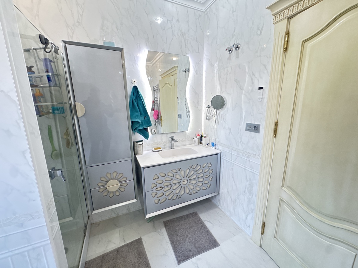 For sale - 4 Bedroom 5 Bathroom Villa in Cabo Roig - , Cabo Roig, Alicante, Spain - Alicante