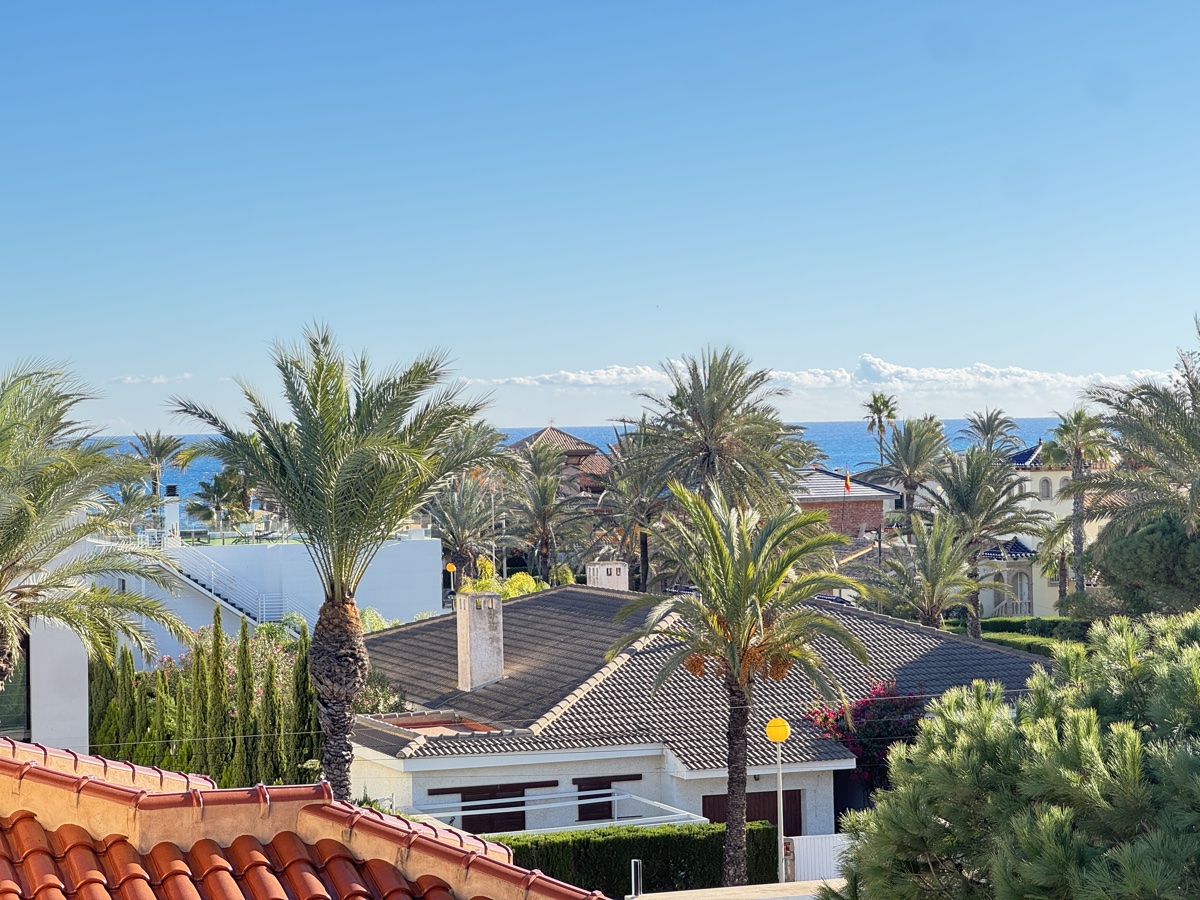 For sale - 4 Bedroom 5 Bathroom Villa in Cabo Roig - , Cabo Roig, Alicante, Spain - Alicante