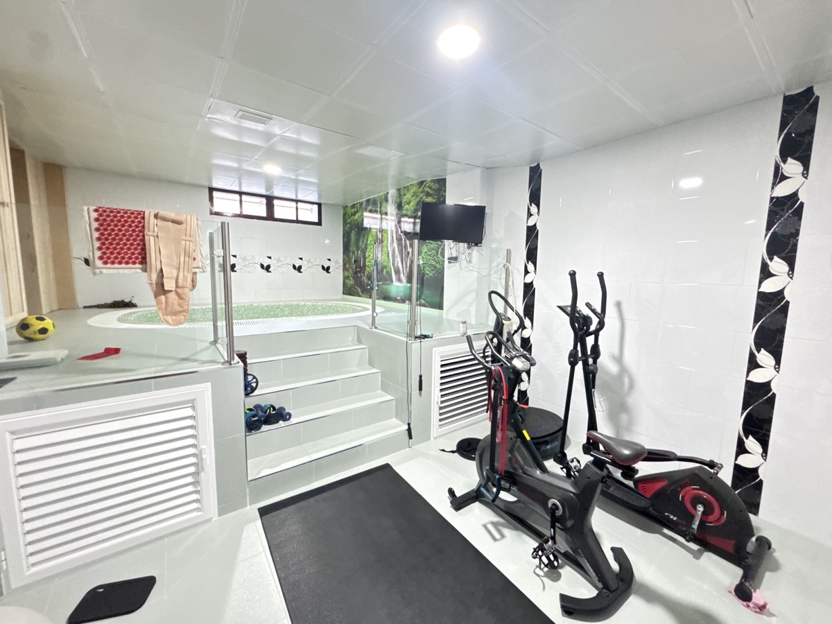 For sale - 4 Bedroom 5 Bathroom Villa in Cabo Roig - , Cabo Roig, Alicante, Spain - Alicante