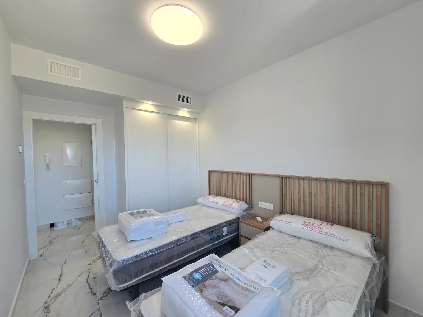 For sale - 2 Bedroom 2 Bathroom Apartment in Orihuela Costa - Costa Blanca  - Alicante