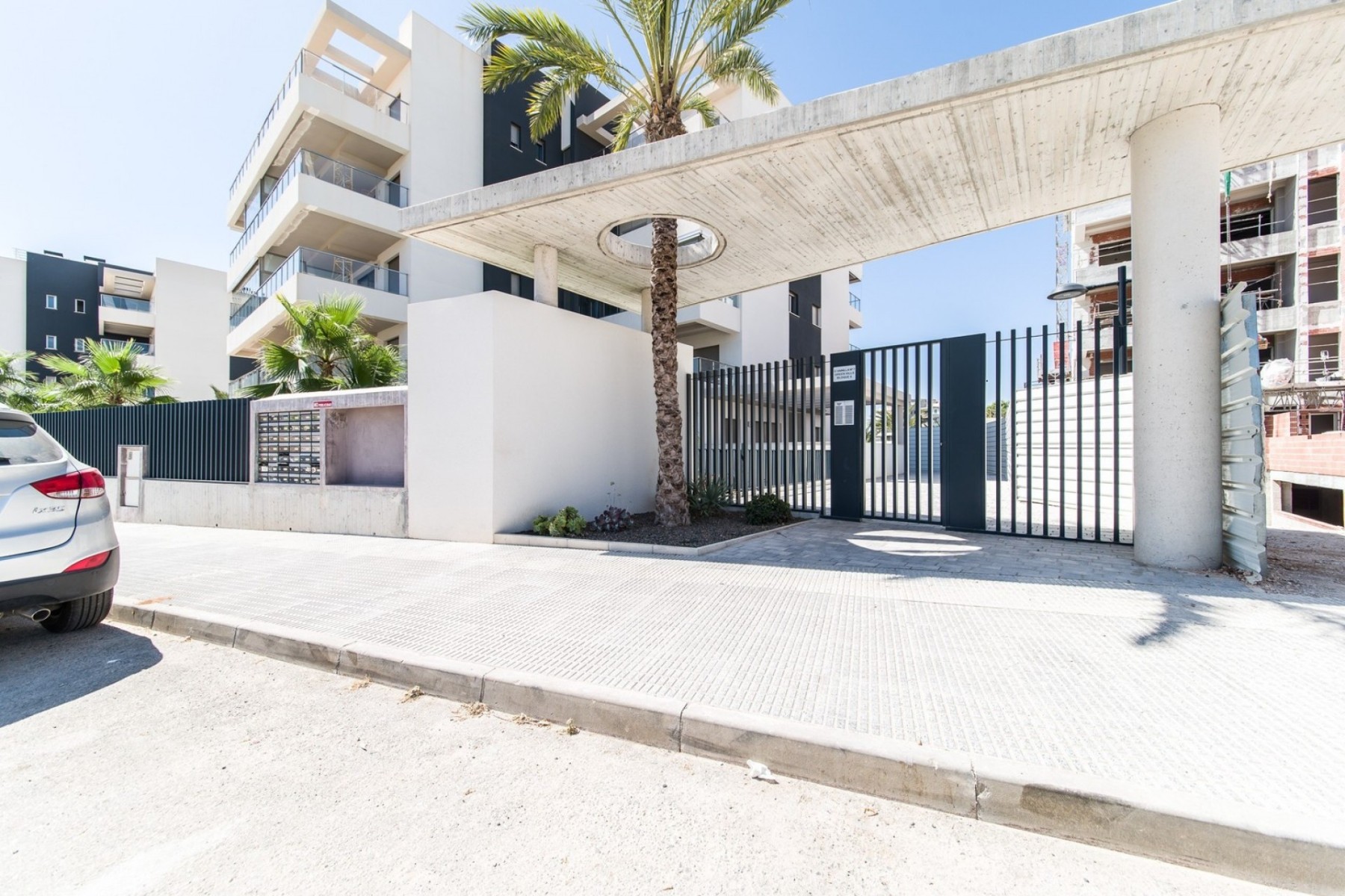 For sale - 3 Bedroom 2 Bathroom Penthouse in Villamartin - Green Hills Los Dolses  - Alicante
