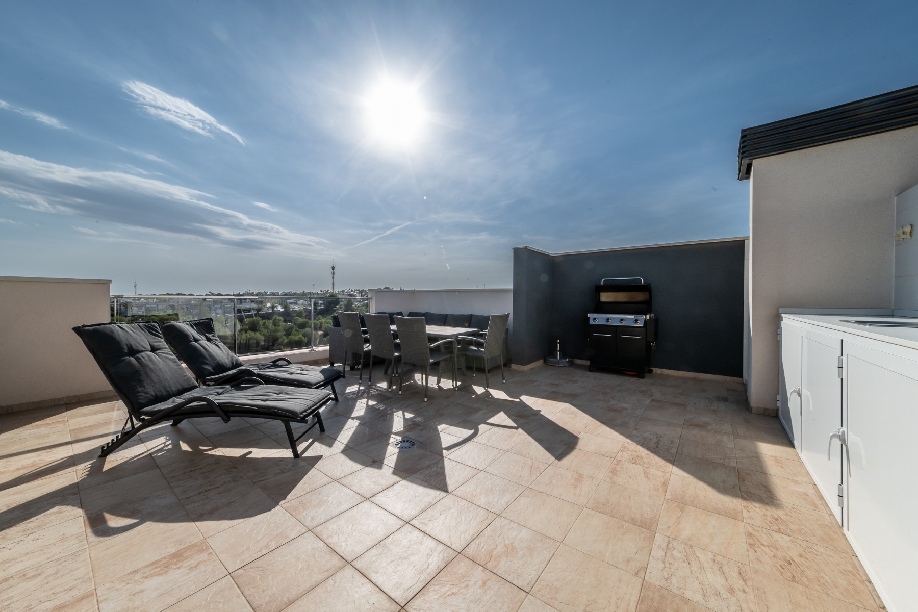 For sale - 3 Bedroom 2 Bathroom Penthouse in Villamartin - Green Hills Los Dolses  - Alicante