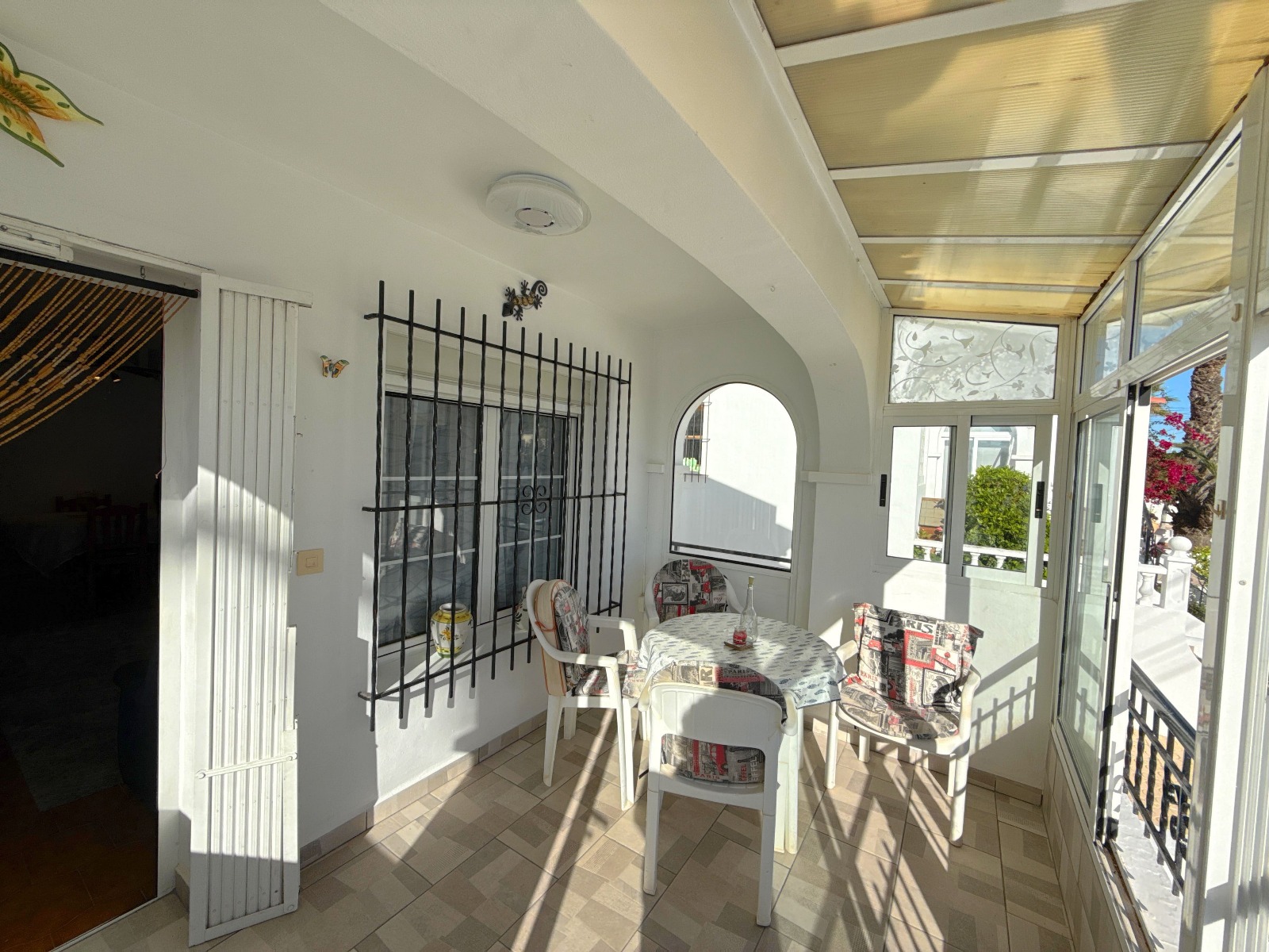 For sale - 3 Bedroom 2 Bathroom Townhouse in Villamartin -  - Alicante