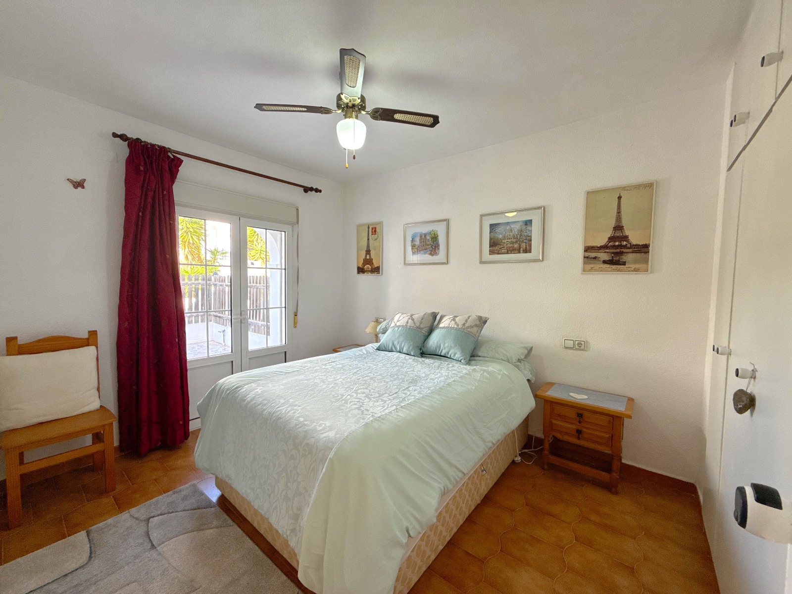 For sale - 3 Bedroom 2 Bathroom Townhouse in Villamartin -  - Alicante