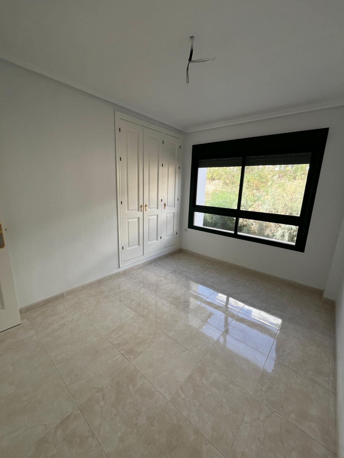 For sale - 2 Bedroom 2 Bathroom Apartment in Orihuela Costa - Lomas de Campoamor  - Alicante