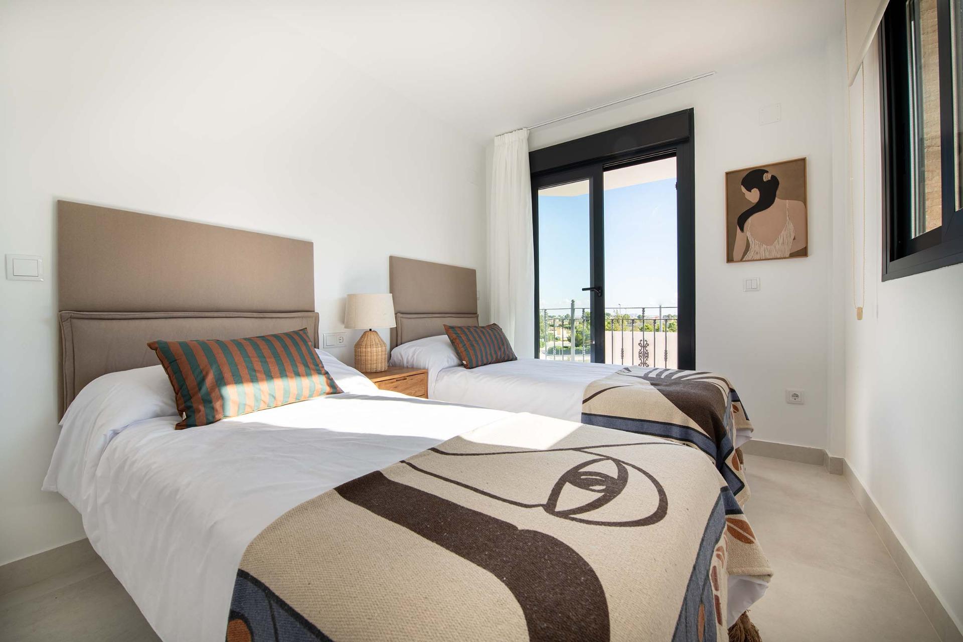 For sale - 3 Bedroom 2 Bathroom Bungalow in Cox - San Fernando  - Alicante