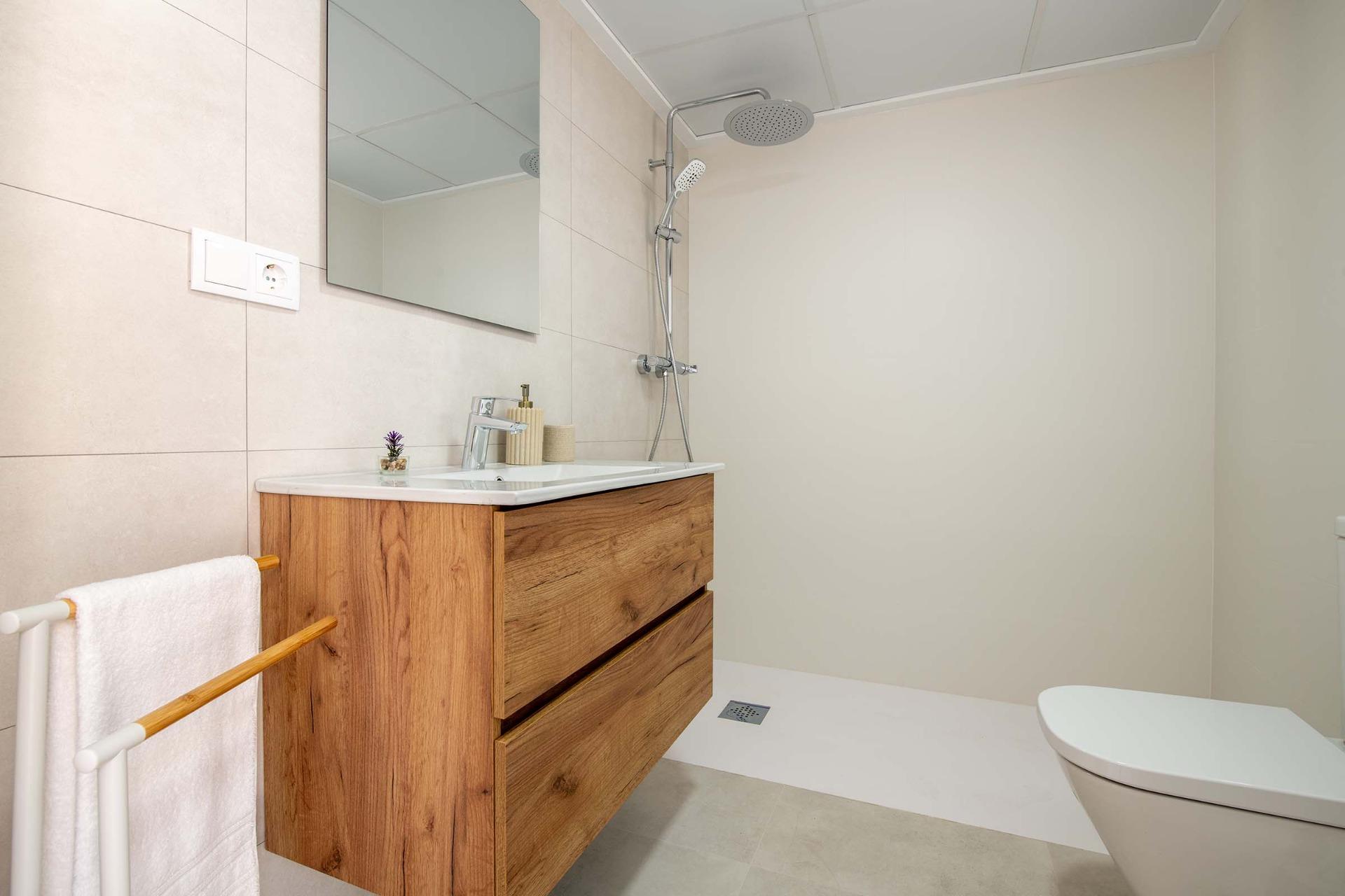 For sale - 3 Bedroom 2 Bathroom Town House in Cox - San Fernando  - Alicante