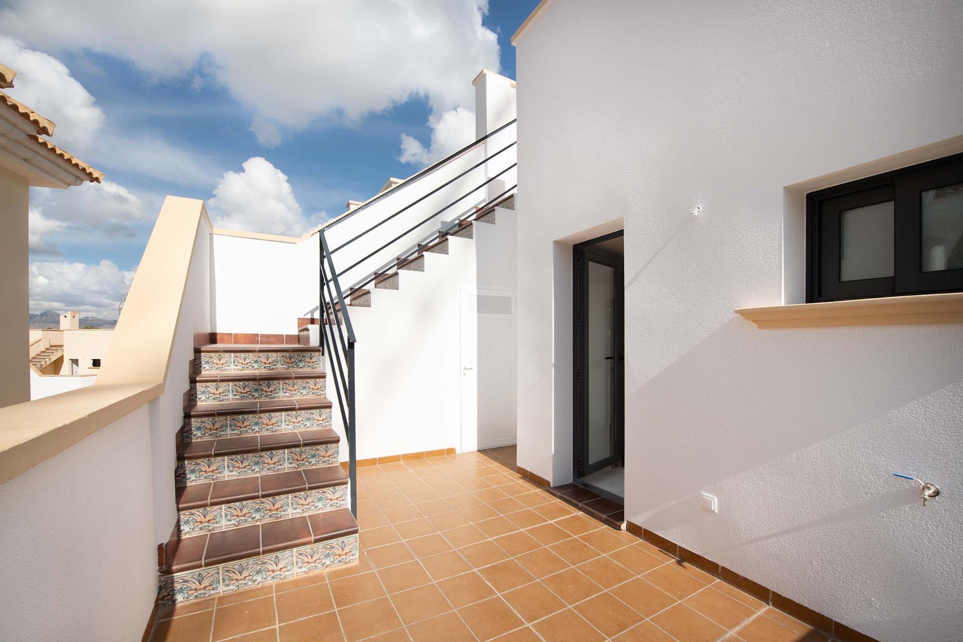 For sale - 3 Bedroom 2 Bathroom Town House in Cox - San Fernando  - Alicante