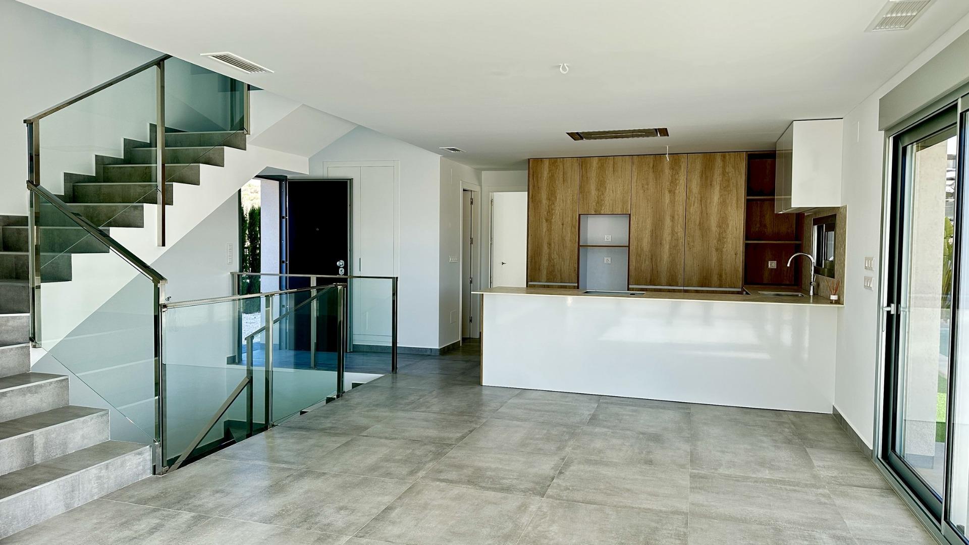 For sale - 4 Bedroom 3 Bathroom Villa in Algorfa - La Finca Golf  - Alicante
