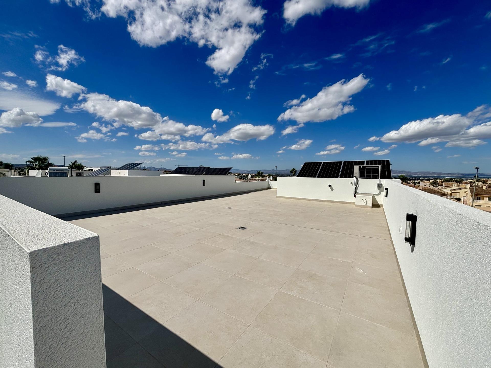 For sale - 3 Bedroom 2 Bathroom Villa in Rojales - Atalaya Park  - Alicante