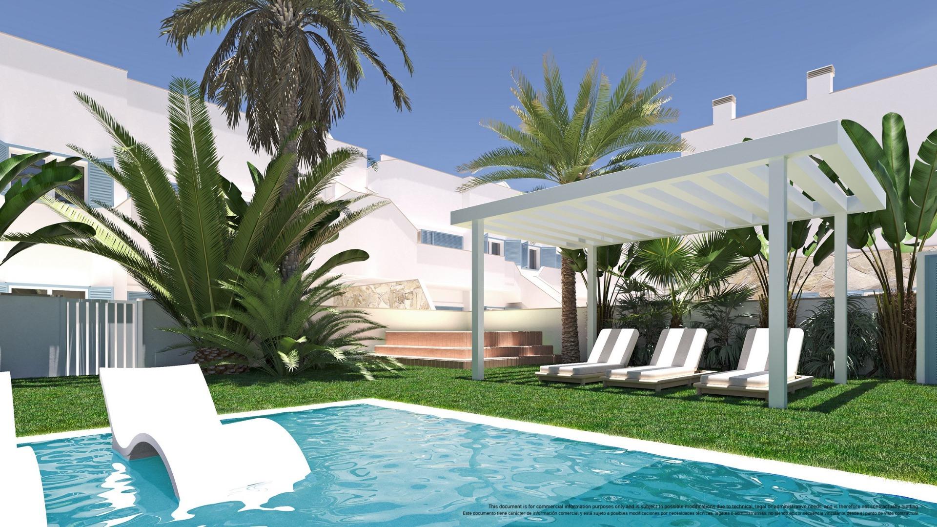 For sale - 3 Bedroom 2 Bathroom Bungalow in Pilar de La Horadada - Torre De La Horadada  - Alicante