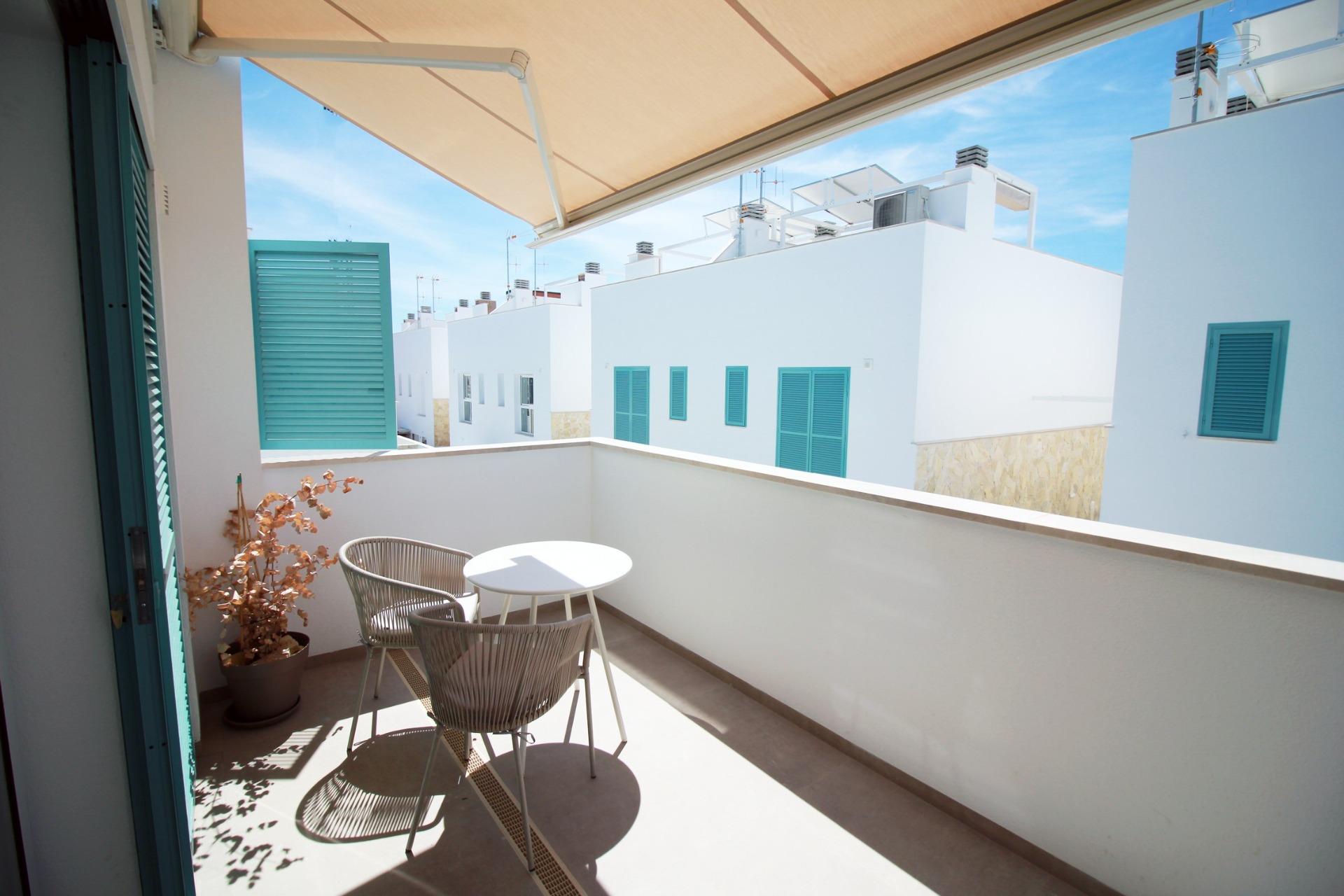 For sale - 3 Bedroom 2 Bathroom Bungalow in Pilar de La Horadada - Torre De La Horadada  - Alicante