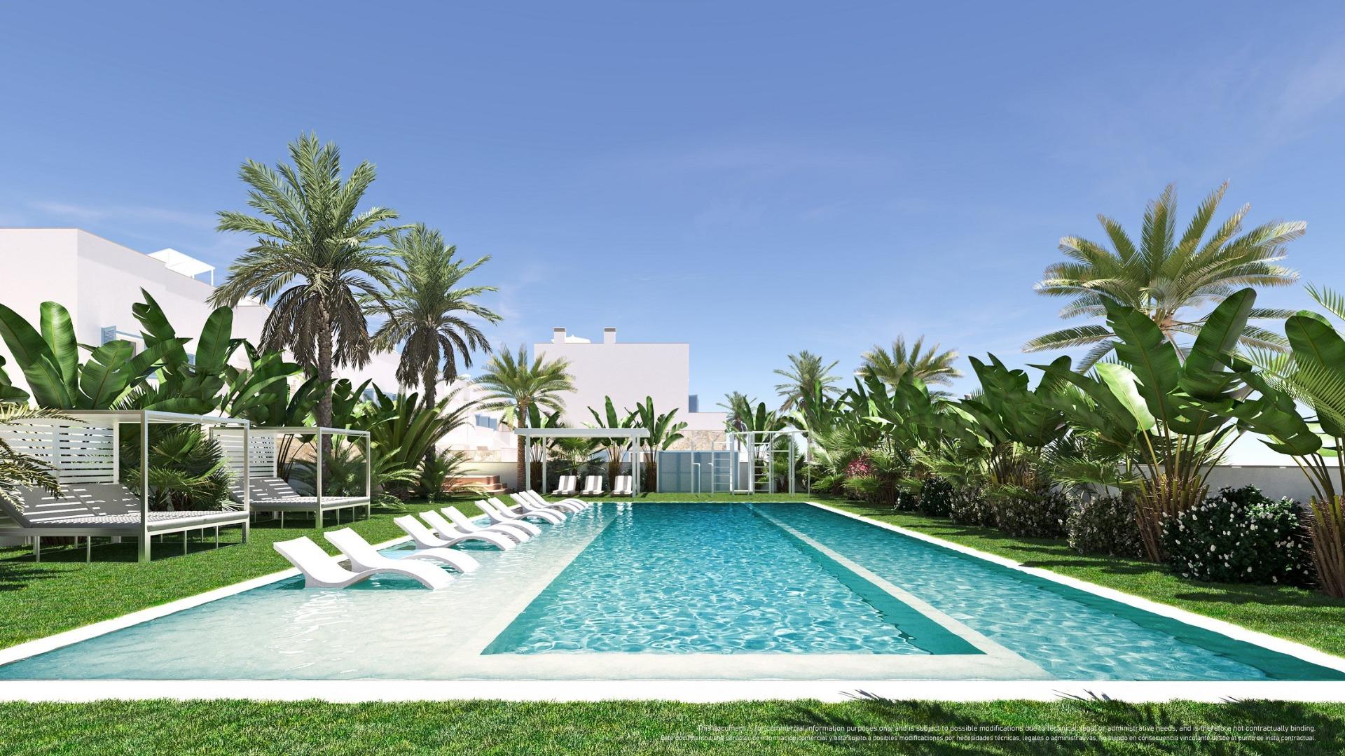 For sale - 3 Bedroom 2 Bathroom Bungalow in Pilar de La Horadada - Torre De La Horadada  - Alicante